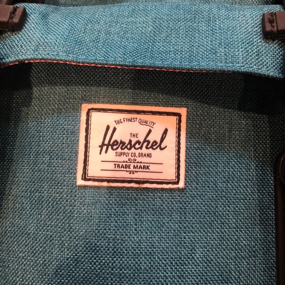 Hershel Little America Backpack - Picture 4 of 5